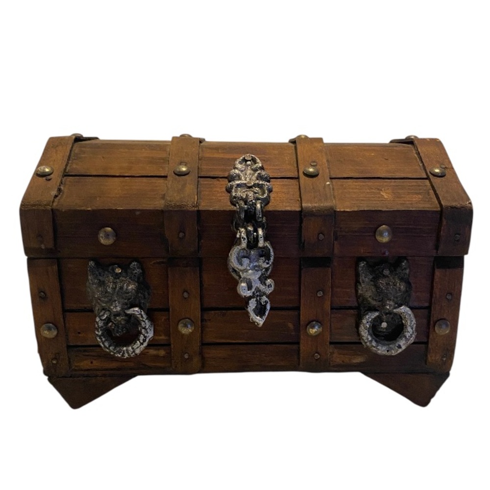 Vintage 1970’s (Lion Head Nob) Mini Chest